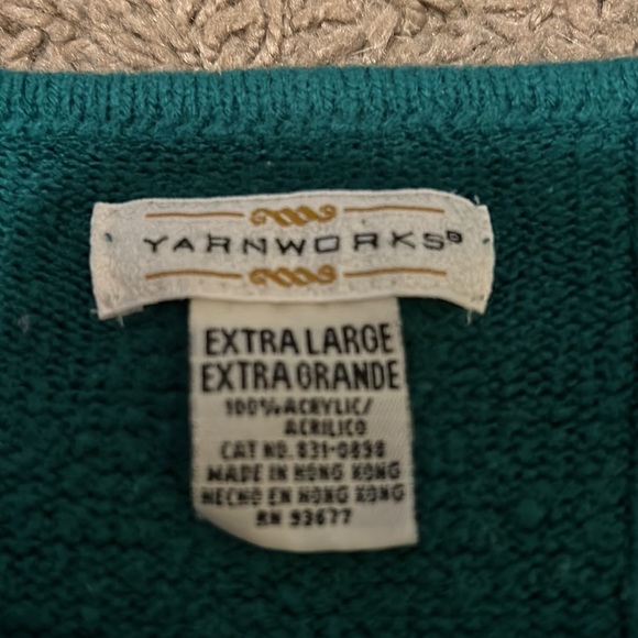 Yarn works green sweater very warm long length great with leggings - Picture 3 of 8
